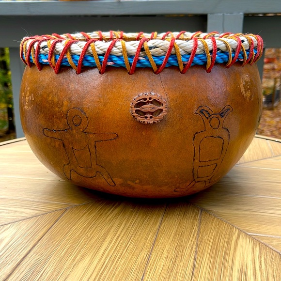 Large Gourd Bowl - Picture 8 of 8